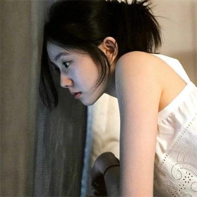 碧海红波